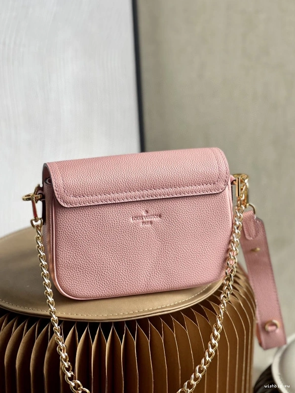WIS LOUIS TENDER VUITTON LOCKME 0825